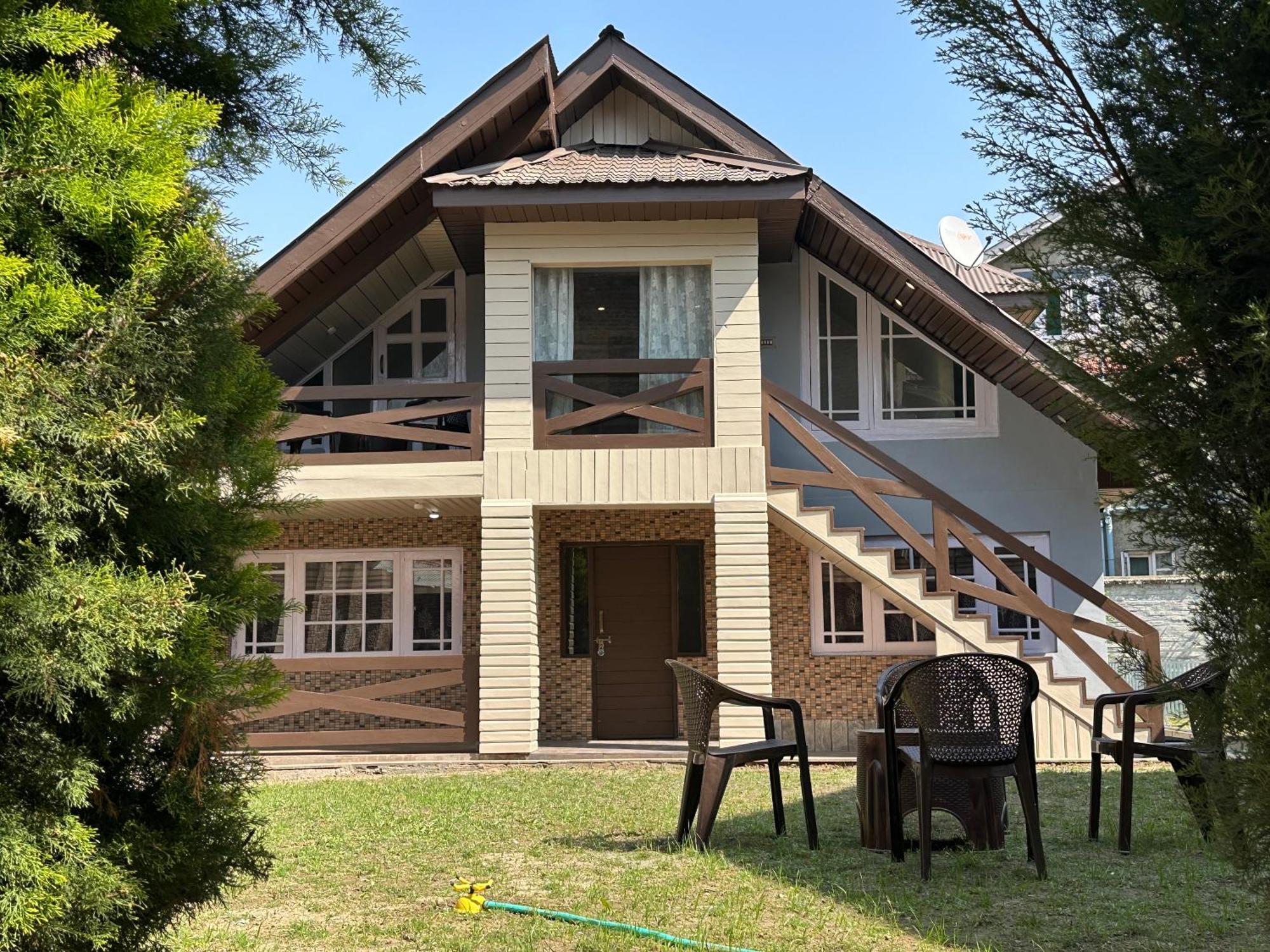 The Chinar Retreat Hut Hotel Srīnagar Eksteriør billede